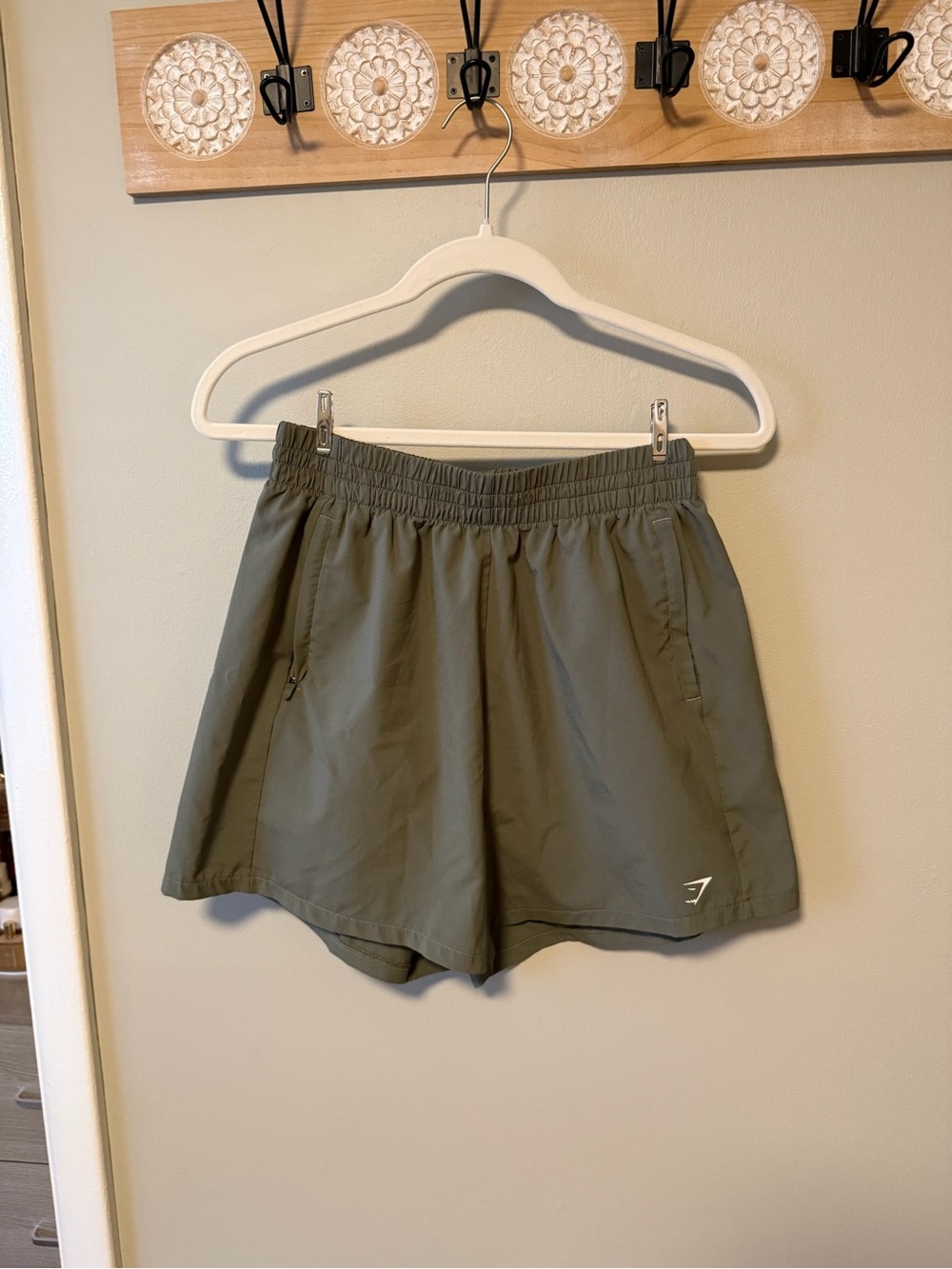gymshark woven pocket shorts